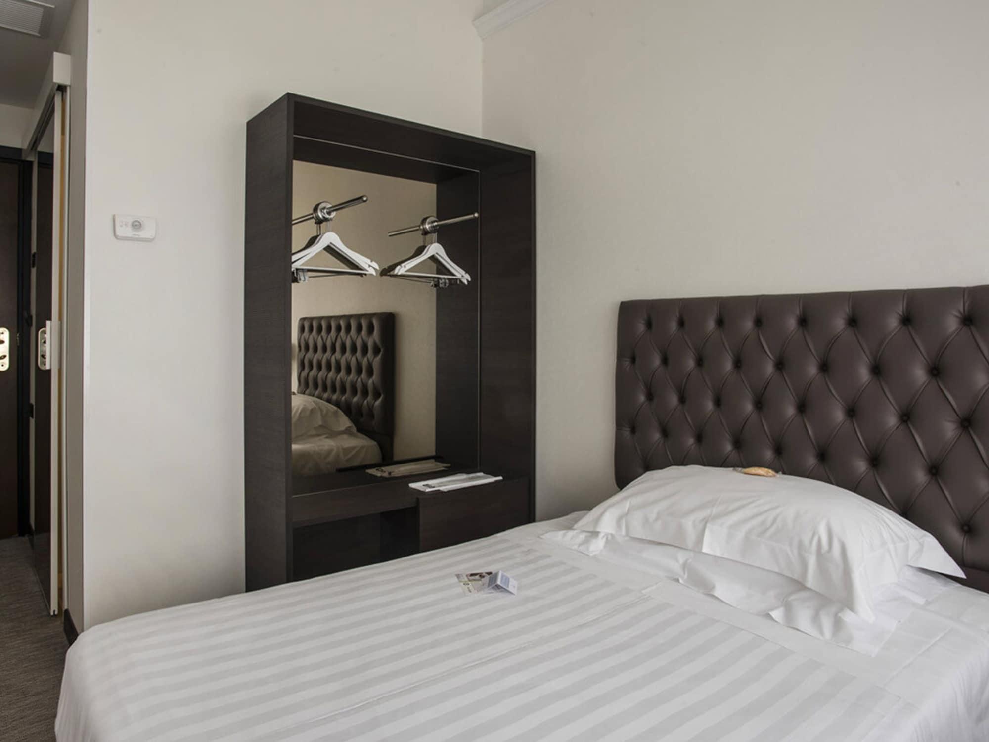Western Plaza 4* Pescara