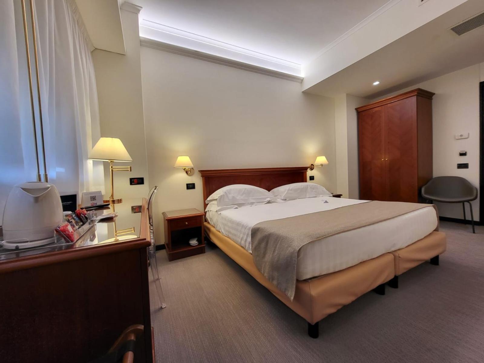 Hotel Plaza